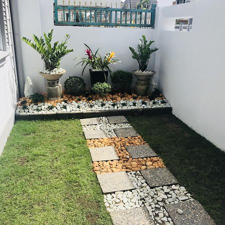 Hillary Timog Park Homes Angeles Ngoại thất bức ảnh
