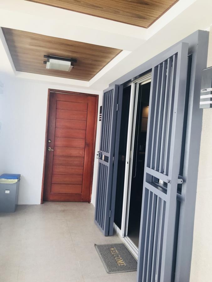 Hillary Timog Park Homes Angeles Ngoại thất bức ảnh