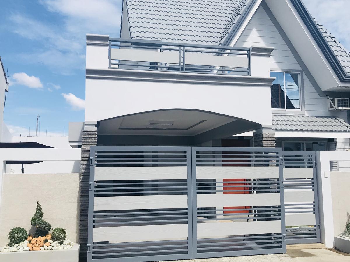 Hillary Timog Park Homes Angeles Ngoại thất bức ảnh