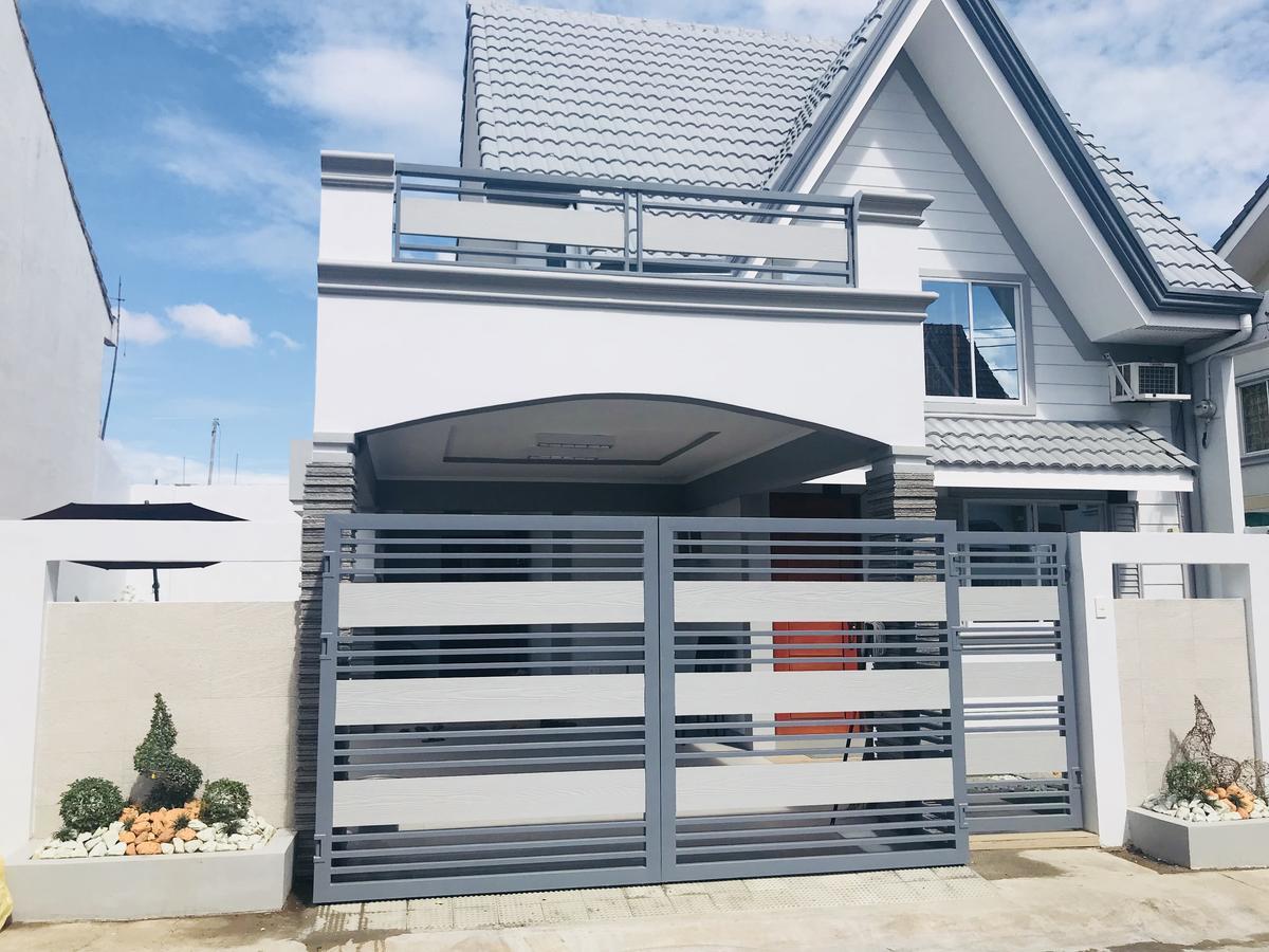 Hillary Timog Park Homes Angeles Ngoại thất bức ảnh