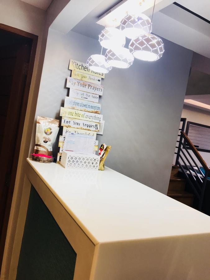 Hillary Timog Park Homes Angeles Ngoại thất bức ảnh
