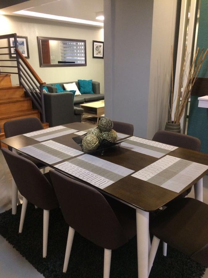 Hillary Timog Park Homes Angeles Ngoại thất bức ảnh