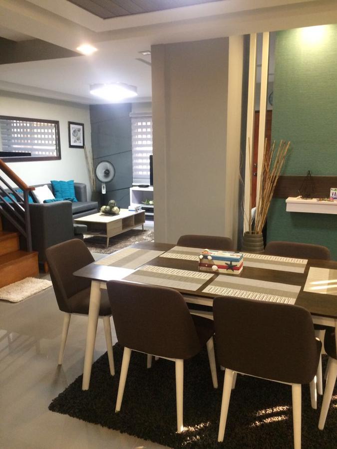 Hillary Timog Park Homes Angeles Ngoại thất bức ảnh
